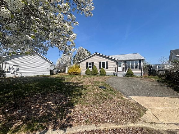 3rd image of 21346 Village Ct