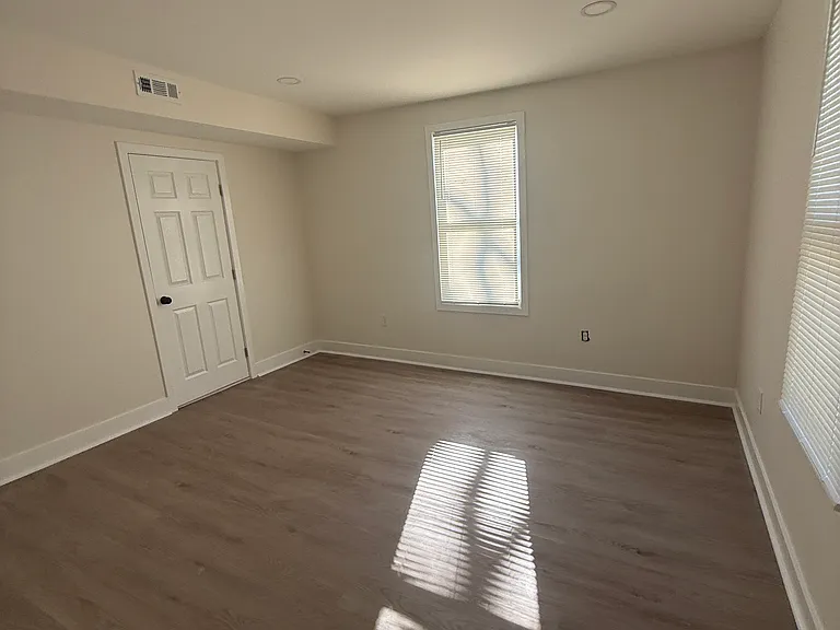 808 Winston Ave — Photo 24