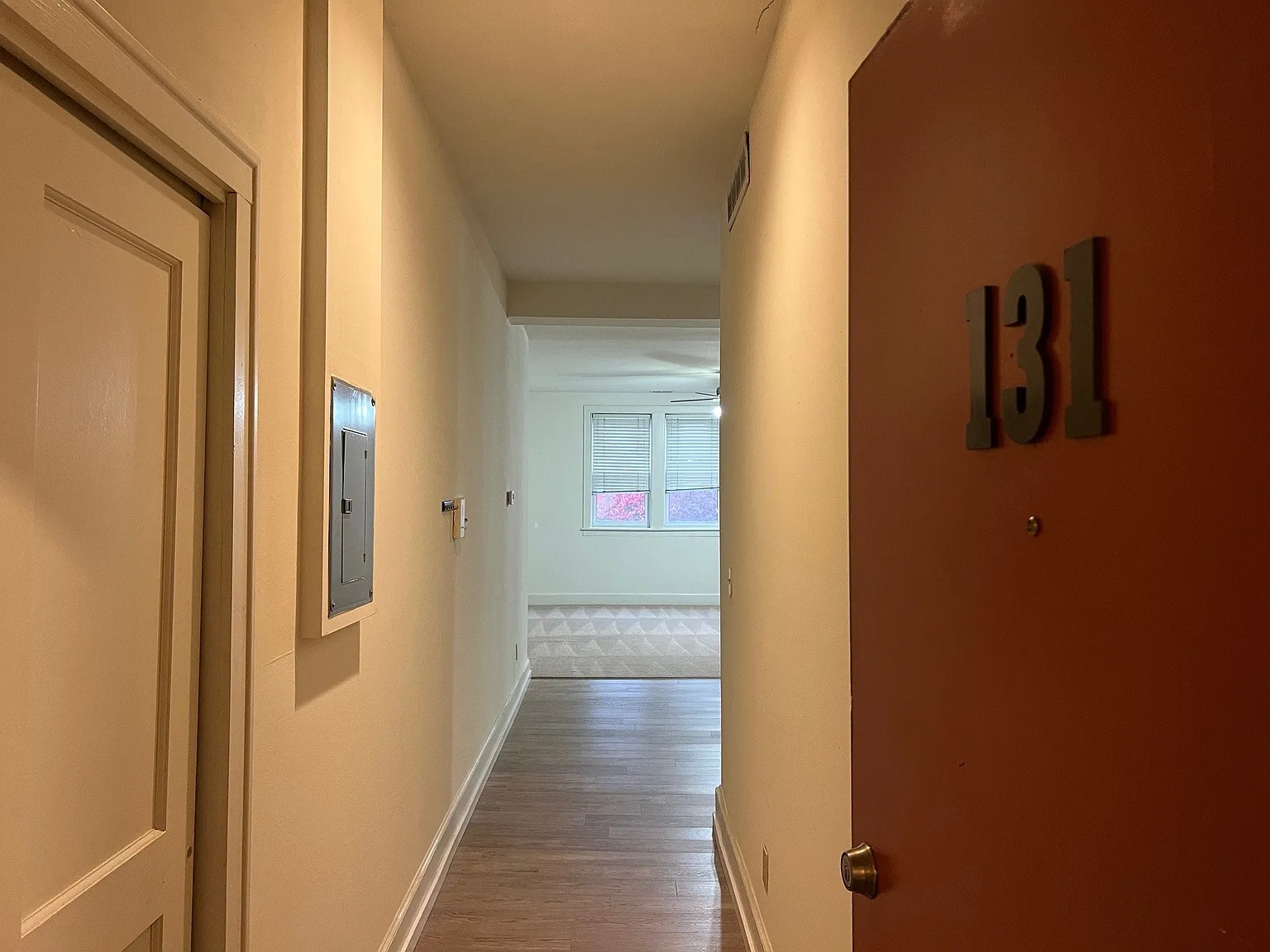 2 bed, 1107 sqft, $1,950 — Photo 2
