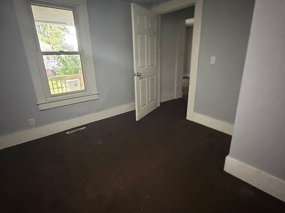 2nd image of 1720 Clay St