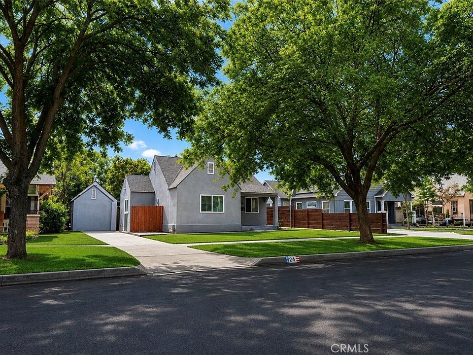 1st image of 24 W 26th St