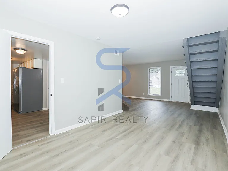 779 Edenton Ct — Photo 4