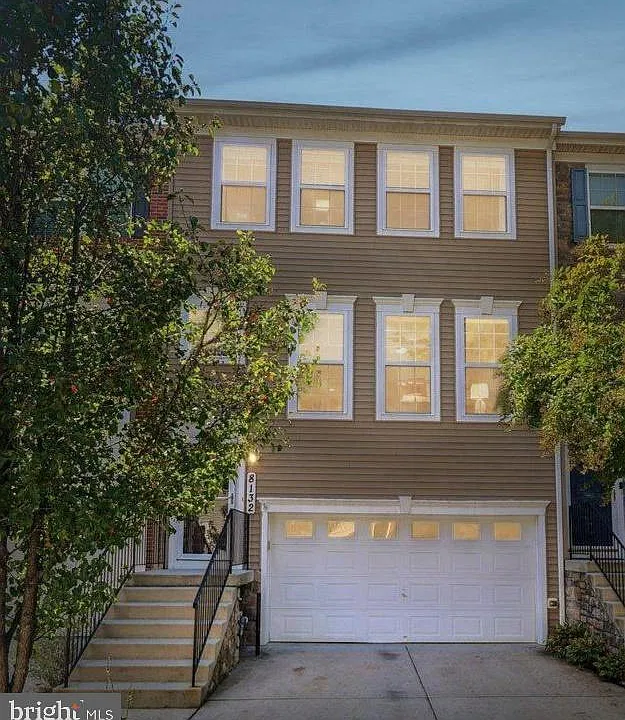 8132 Villaggio Dr