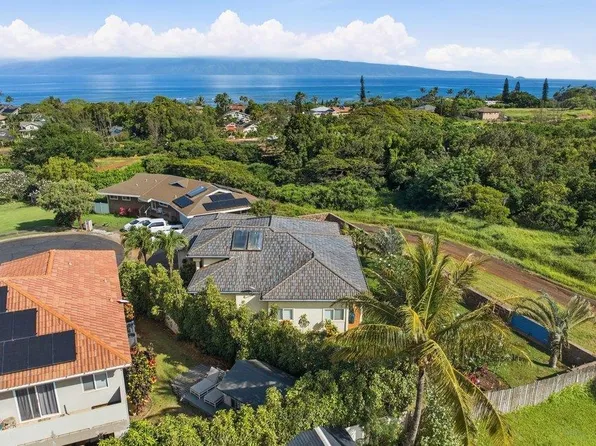 18 Areca Pl, Lahaina, HI 96761