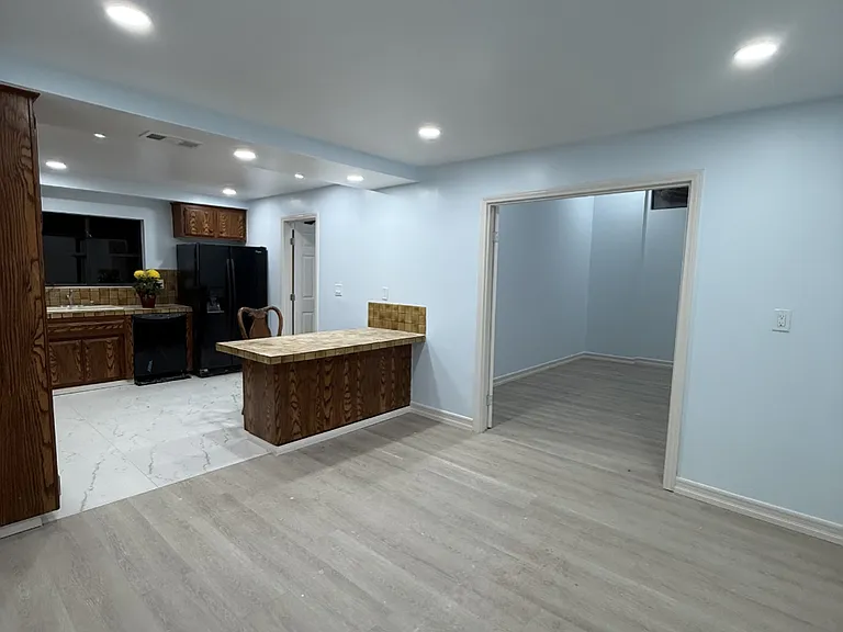 13331 Siskiyou St — Photo 4