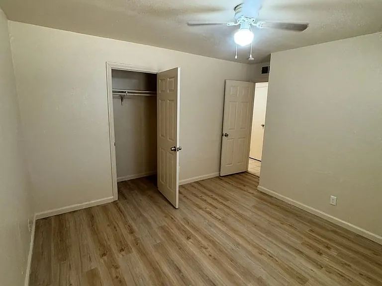 3530 E Iowa Ave — Photo 12