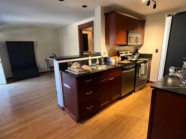 1010 NW Roanoke Ave, Bend, OR 97703