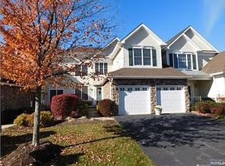 14 Briar Ct, Hamburg, NJ 07419