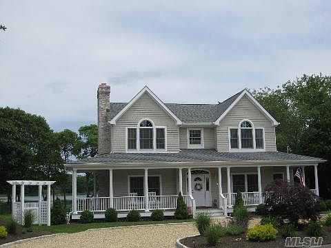 1st image of 9 Dickerson Dr