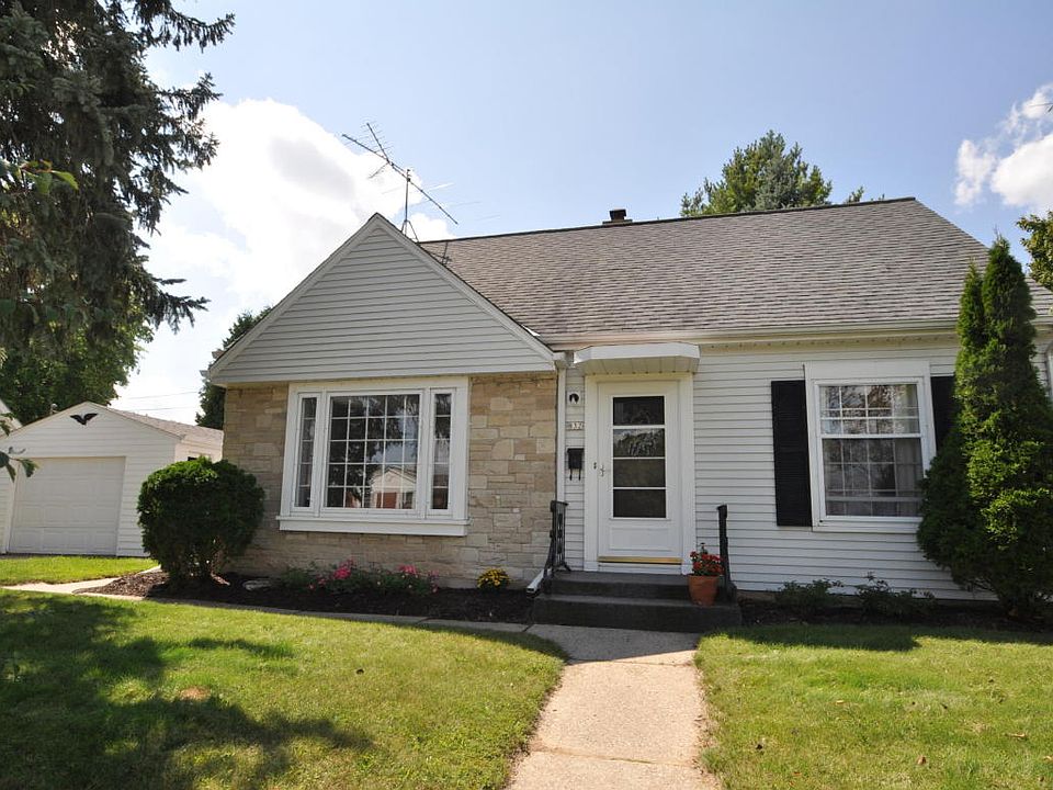 1st image of 832 Birchwood Dr
