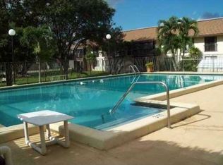5761 Washington St APT C21, Hollywood, FL 33023