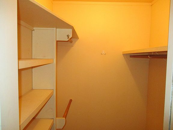 4th image of 1118 Lola St