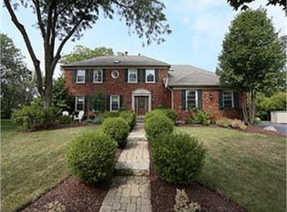 1105 Nashville Ct, Naperville, IL 60540