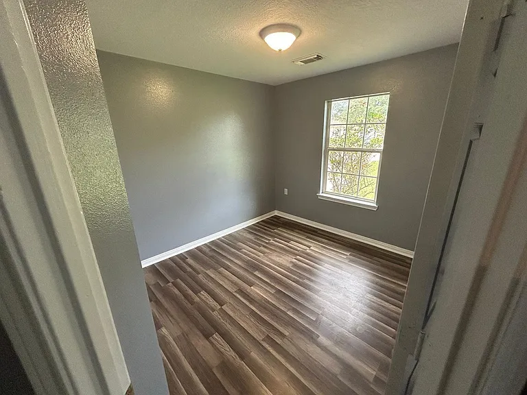 5878 Chapel Ln — Photo 9