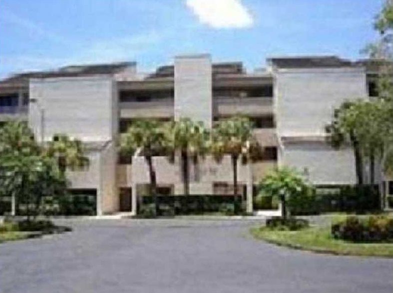 2795 Kipps Colony Dr S APT 305, Gulfport, FL 33707 Zillow