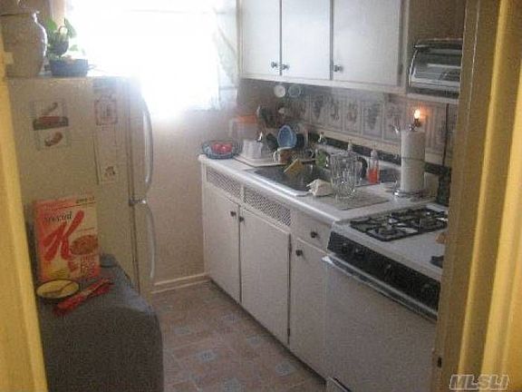 3rd image of 6952 138th St