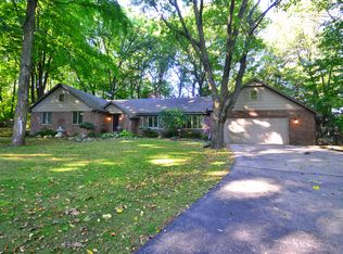 900 Pine Hill Dr, Oneida, WI 54155