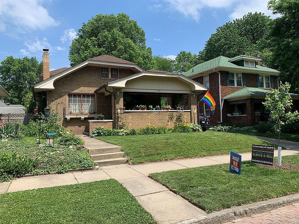 2nd image of 363 N Whittier Pl
