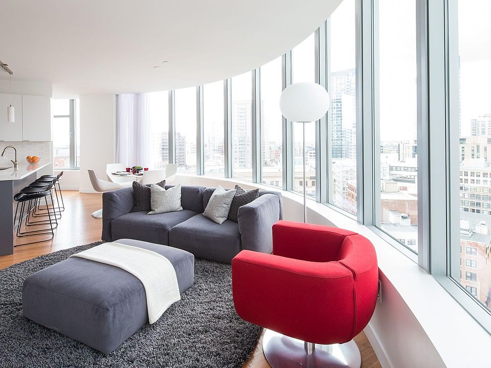 1st image of 120 Kingston St #1003