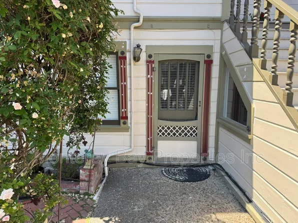 202 Cherry Ave APT 4, Capitola, CA 95010