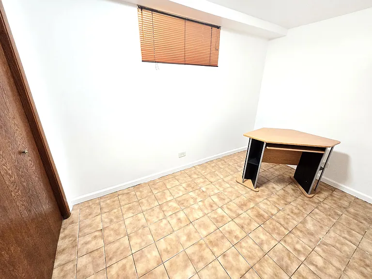 3122 S Wells St #B — Photo 5