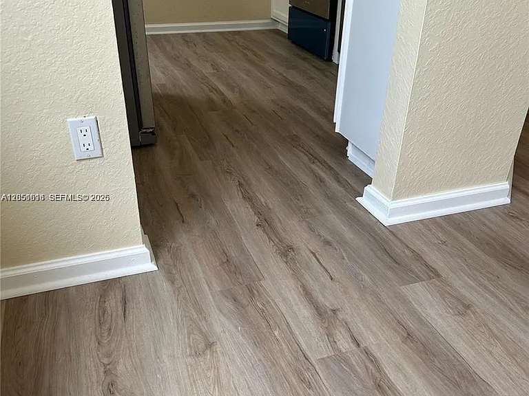 2210 NE 37th Rd — Photo 13
