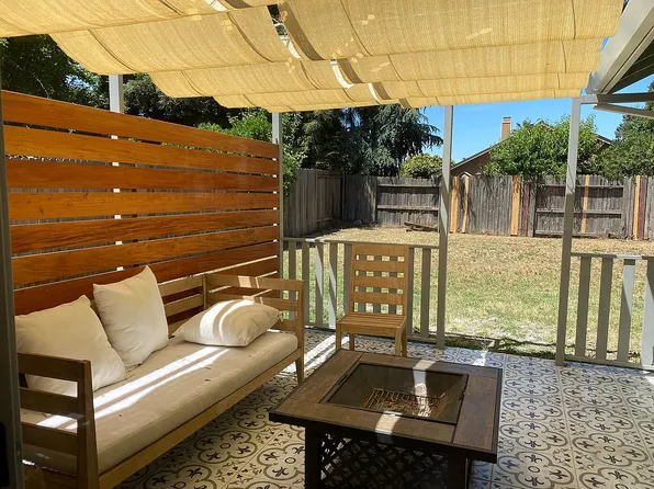 8248 Sunbird Way, Sacramento, CA 95823