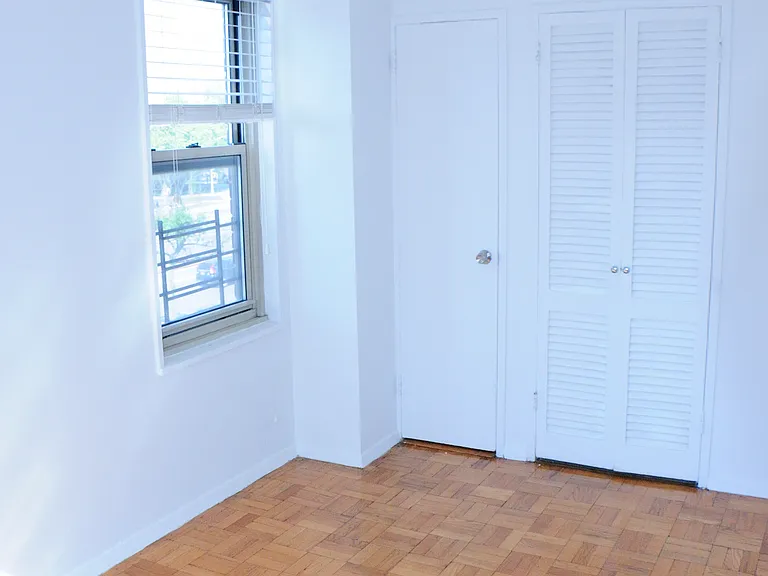 10740 Queens Blvd #4E — Photo 5
