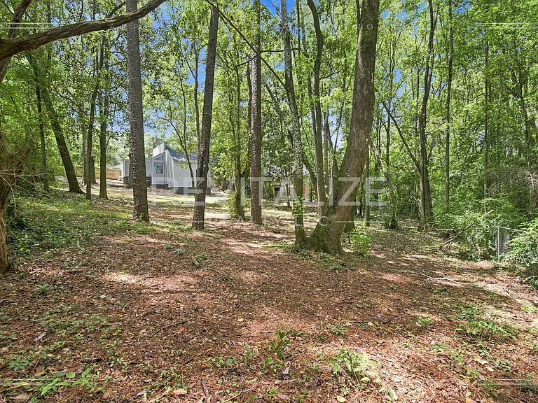 2739 Knollwood Dr — Photo 42