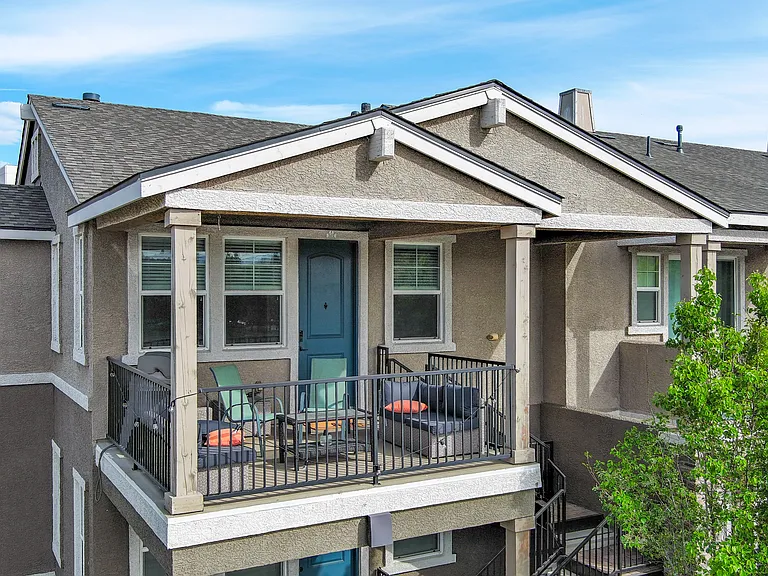 2490 Eastshore Pl #A — Photo 2