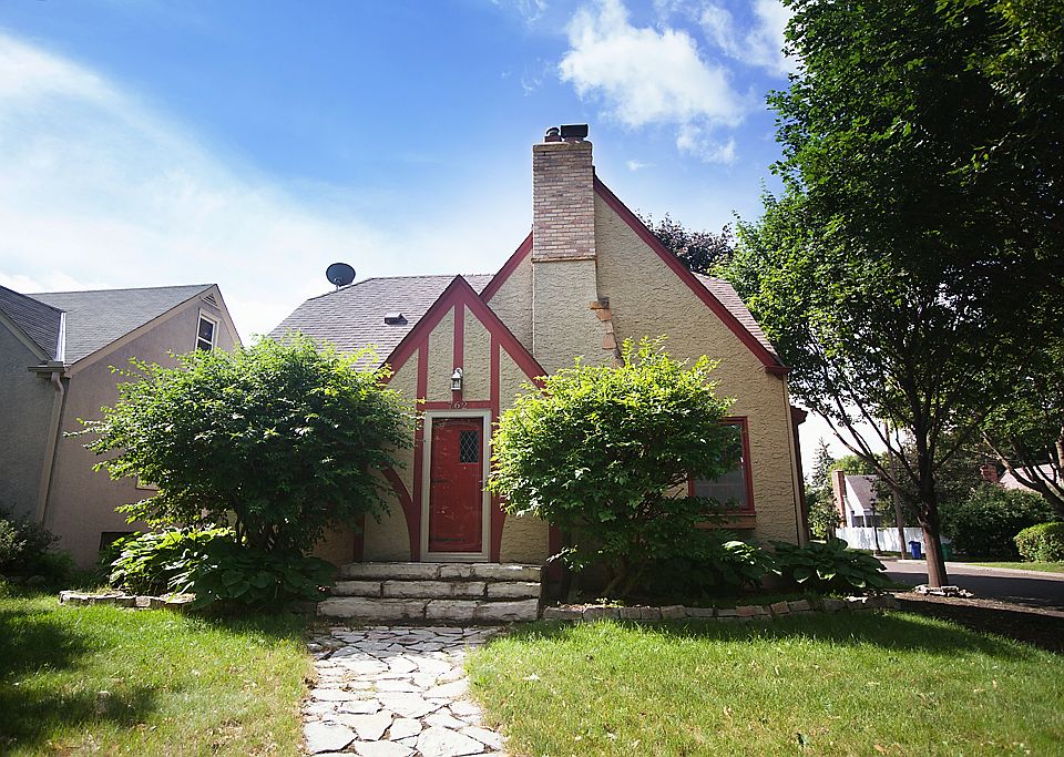 Classic tudor charm!