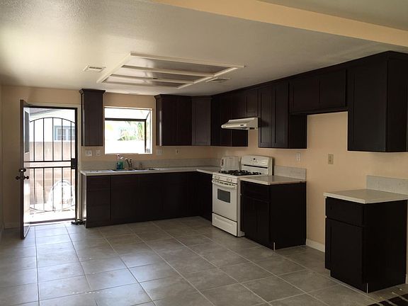 Newly upgrade kitchen all new