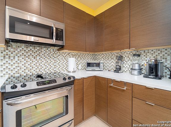 5th image of 17902 La Cantera Pkwy Unit 111