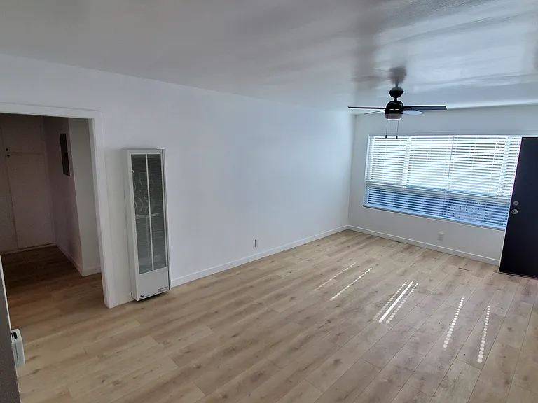 7119 Mountain View Ave #E — Photo 15