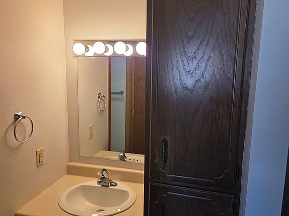 5th image of 6801 W Essex Dr #2