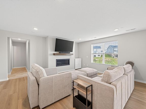 5th image of 6178 Highland Hills Cir S