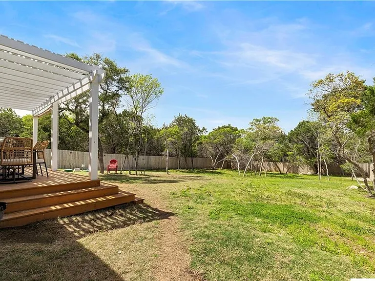 4902 Goliad Dr — Photo 7