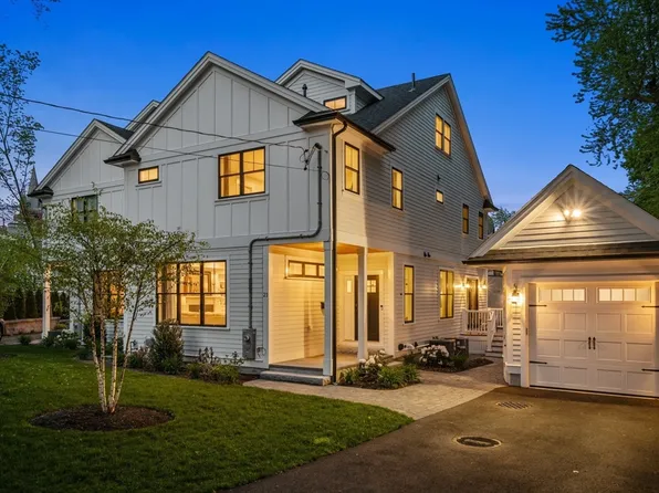 21 Conant Rd #21, Watertown, MA 02472