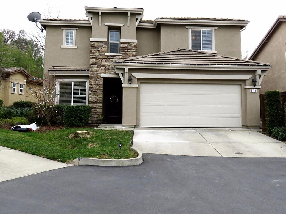 1st image of 3711 Abby Ct #6