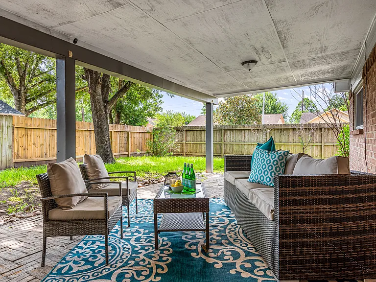1043 Grand Junction Dr — Photo 43
