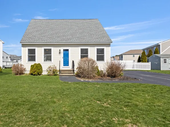 32 Wagner Farm Road, Gorham, ME 04038