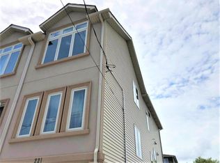 223 Grimsby St, Staten Island, NY 10306