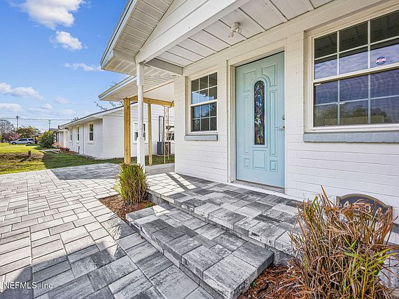 3rd image of 4534 BLACKBURN Street