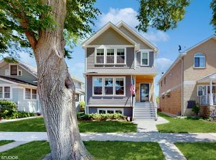 710 Hayes Ave, Oak Park, IL 60302