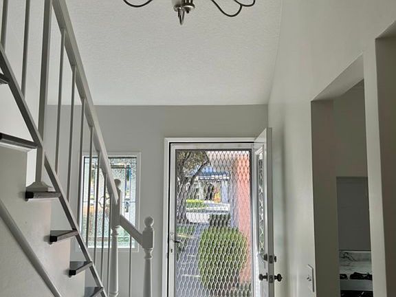 4th image of 16584 Oak Cir