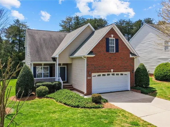102 Eva Dr, Gibsonville, NC 27249
