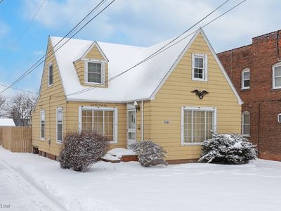 4544 Turney Rd, Cleveland, OH, 44105