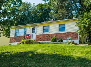 38 Blackberry Rd, Danbury, CT 06811