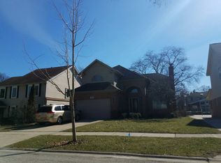 2529 Oak Ave, Northbrook, IL
