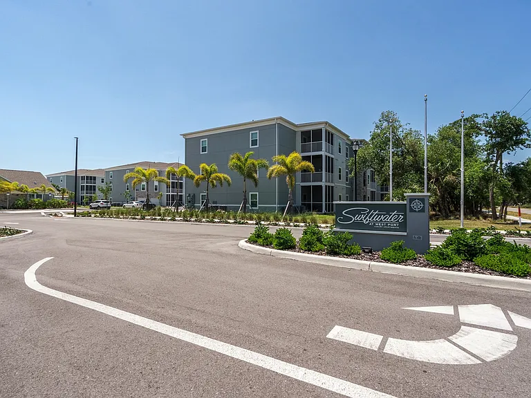 Swiftwater Apartments — Photo 44